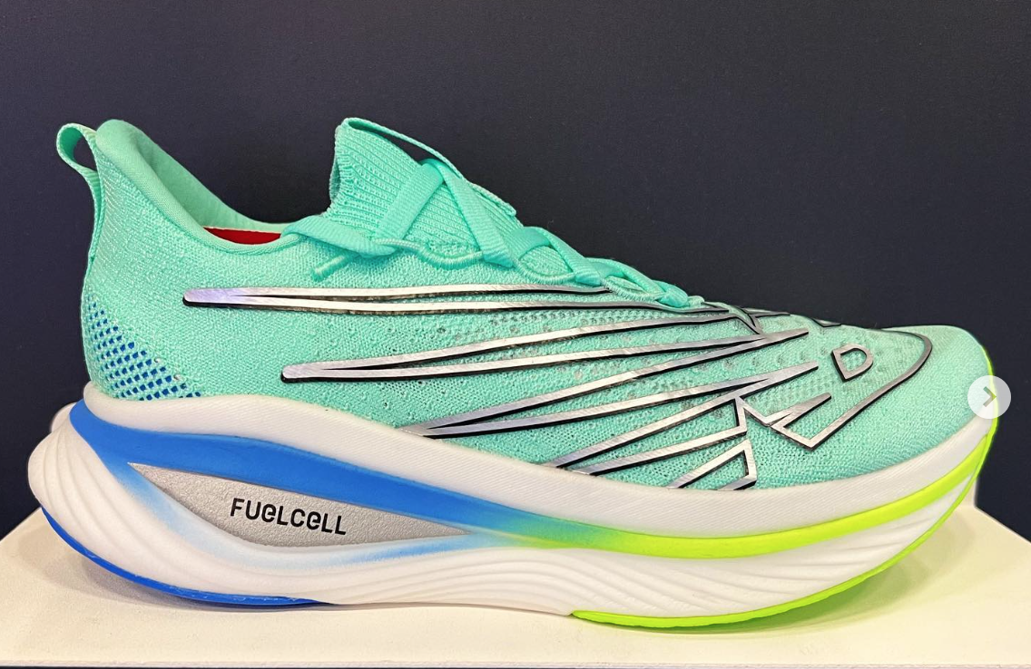 New Balance SuperComp à¸£à¸­à¸à¹à¸à¹à¸²à¸§à¸´à¹à¸à¸à¸à¸à¸¡à¸µà¸­à¸°à¹à¸£à¹à¸à¹à¸à¹