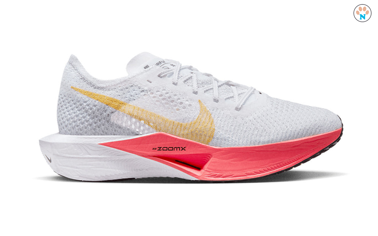 chaussure futsal nike intersport