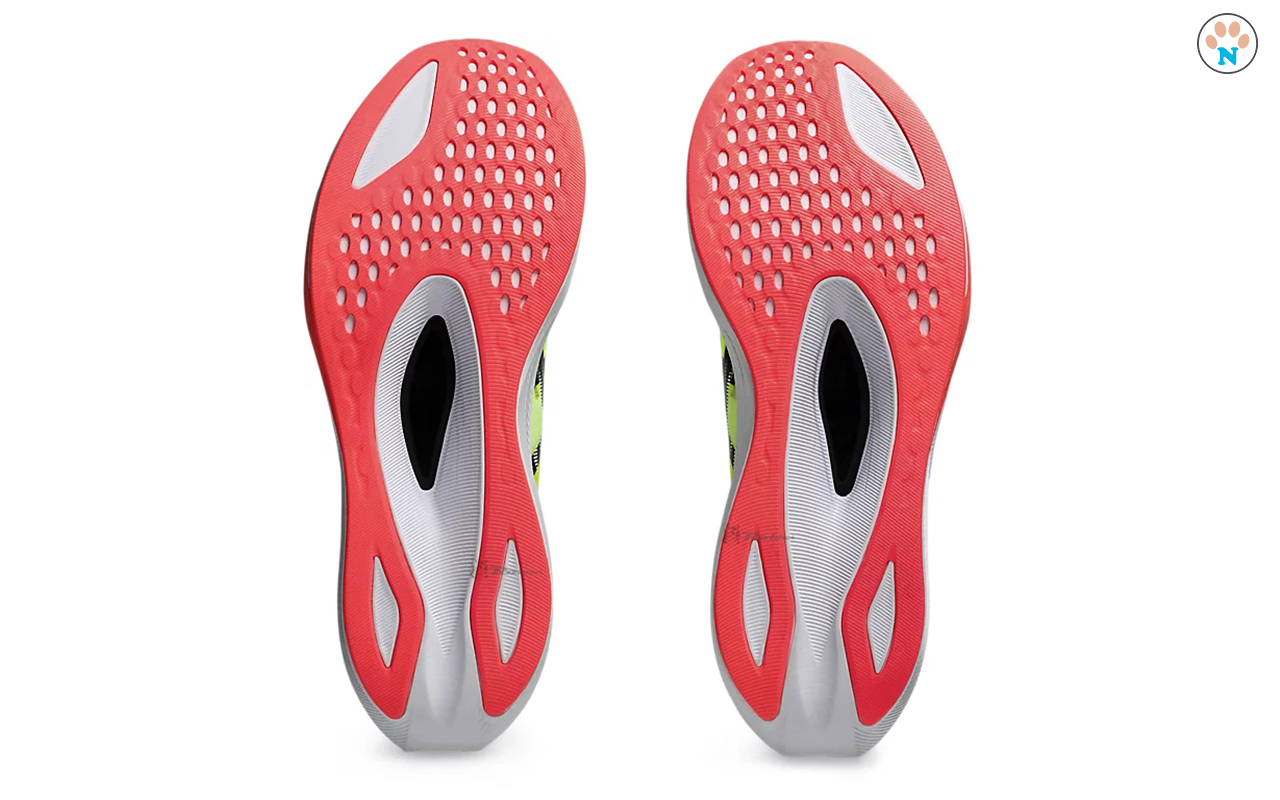 Asics Magic Speed 4 เปลี่ยนโฟม ความหวังใหม่สายซิ่ง